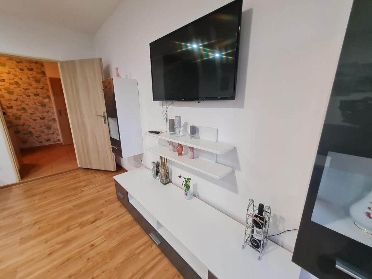 Malebny Rodinny Dum V Prirode, Sauna, Bbq Trinec Exterior photo